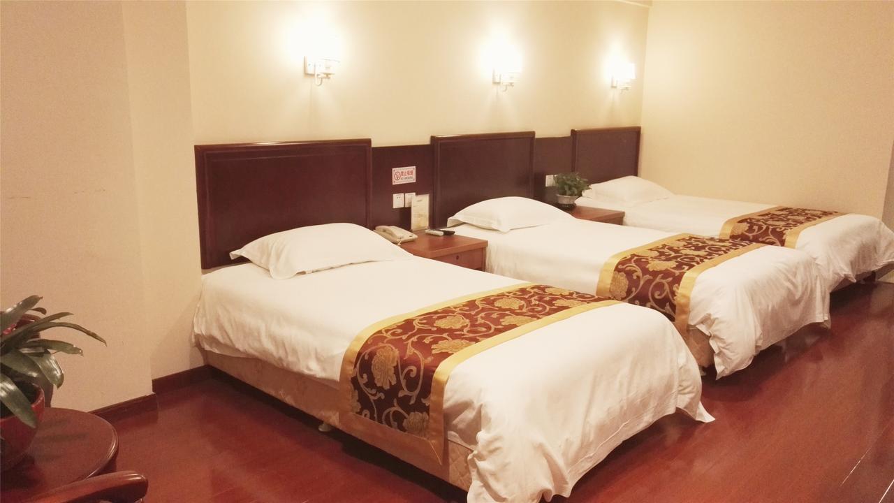Greentree Inn Jiangsu Yancheng Dongtai Honglan Road Pedestrian Street Express Hotel Экстерьер фото