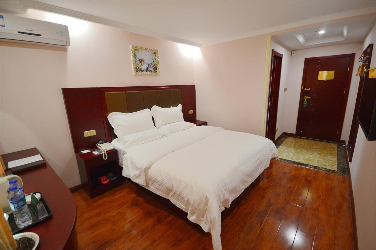 Greentree Inn Jiangsu Yancheng Dongtai Honglan Road Pedestrian Street Express Hotel Экстерьер фото
